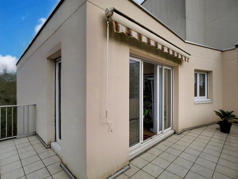 Appartement - 82 m² - 3 pièces