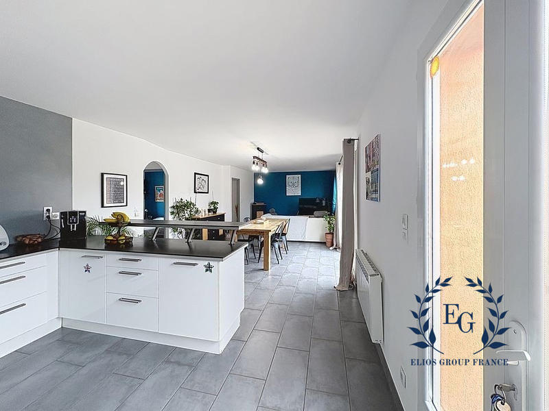 Maison - 104 m² - 5 pièces