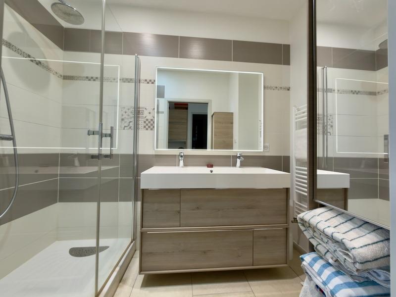 Appartement - 100 m² - 4 pièces