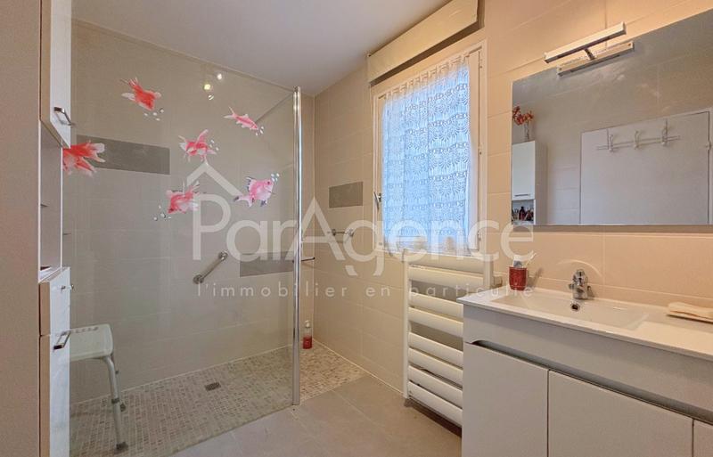 Maison - 120 m² - 4 pièces