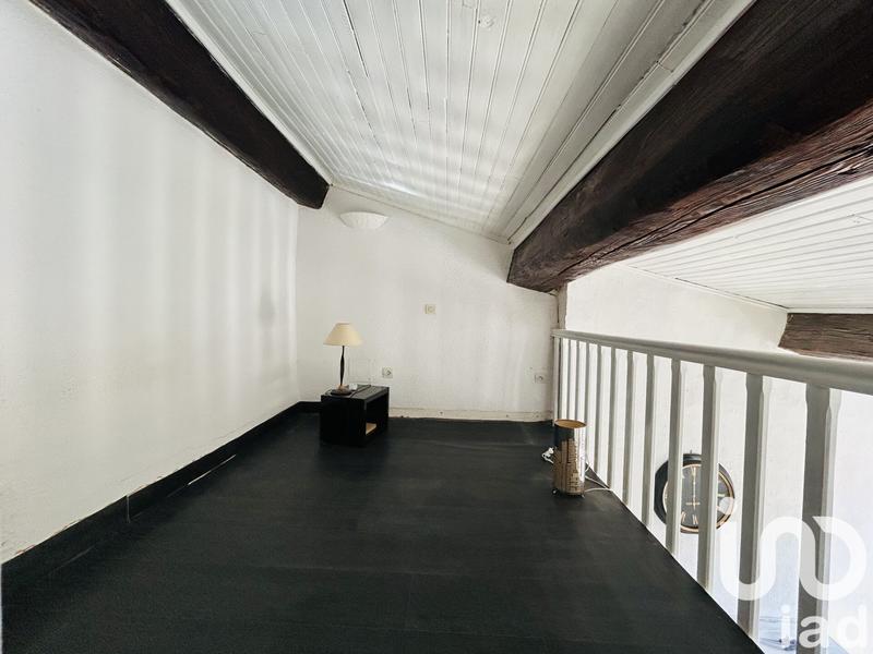 Studio - 30 m² - 1 pièce