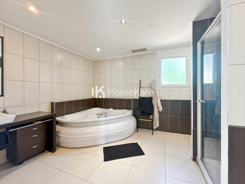 Maison - 128 m² - 5 pièces