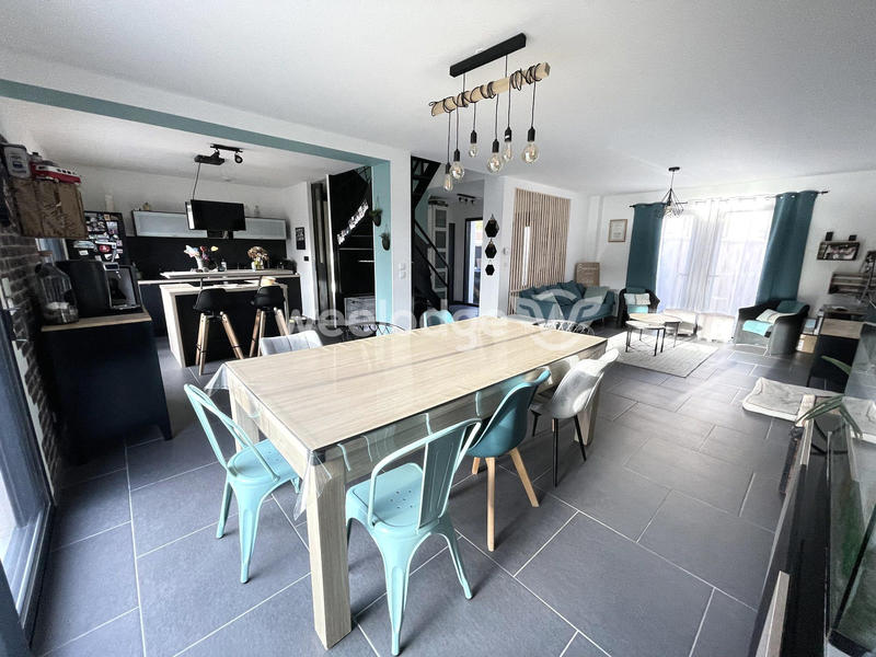 Maison - 126 m² - 6 pièces