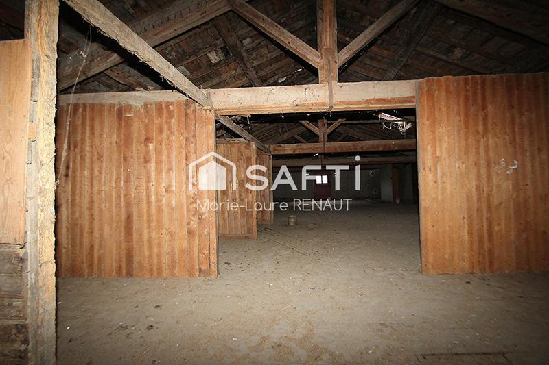 Maison - 340 m² - 2 pièces