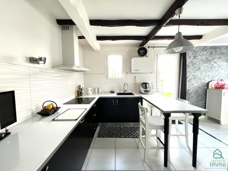 Maison - 104 m² - 5 pièces