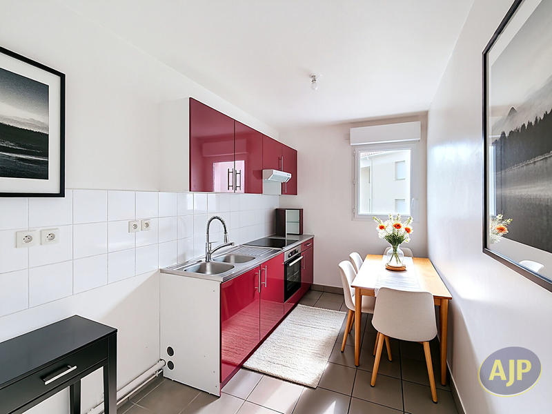 Appartement - 65 m² - 3 pièces