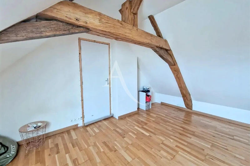 Maison - 110 m² - 4 pièces