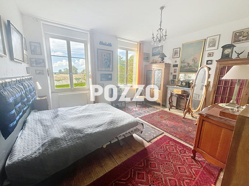 Maison - 165 m² - 7 pièces