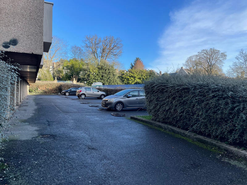 Parking / Garage - 8 m²