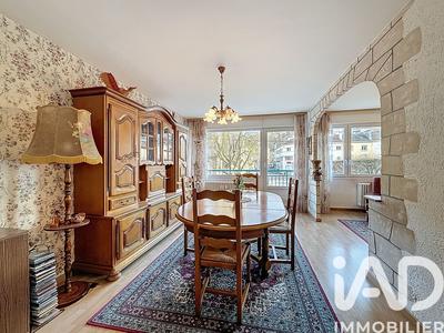 Appartement - 88 m² - 5 pièces