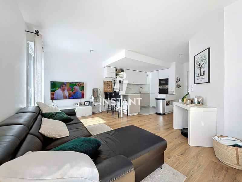 Appartement - 65 m² - 3 pièces