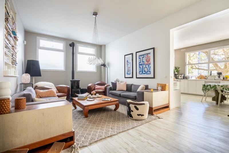 Maison - 259 m² - 10 pièces