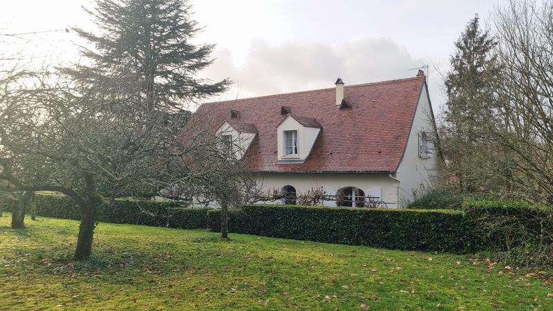 Maison - 208 m² - 6 pièces