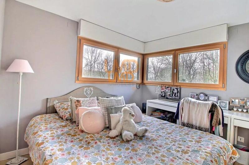 Maison - 173 m² - 8 pièces