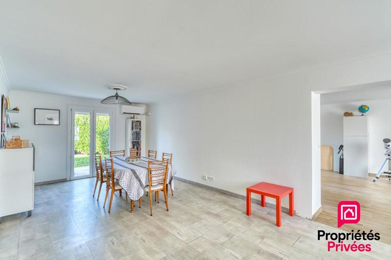 Maison - 136 m² - 6 pièces