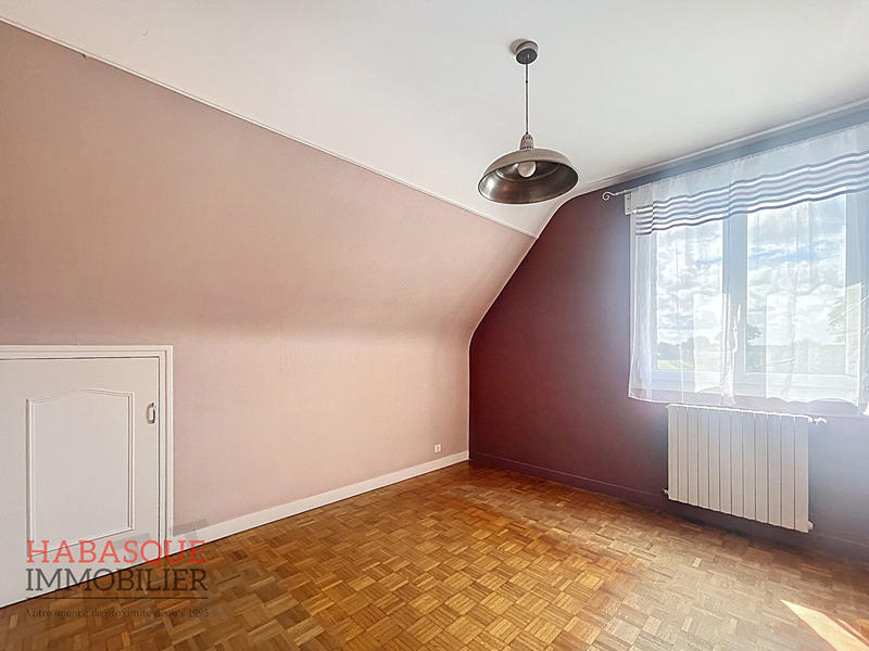 Maison - 159 m² - 7 pièces