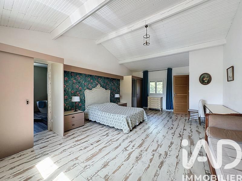 Maison de campagne - 250 m² - 6 pièces