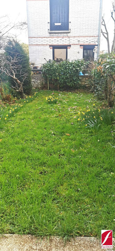 Maison traditionnelle - 76 m² - 5 pièces