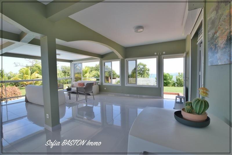 Villa - 322 m² - 7 pièces