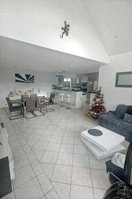 Maison - 113 m² - 5 pièces