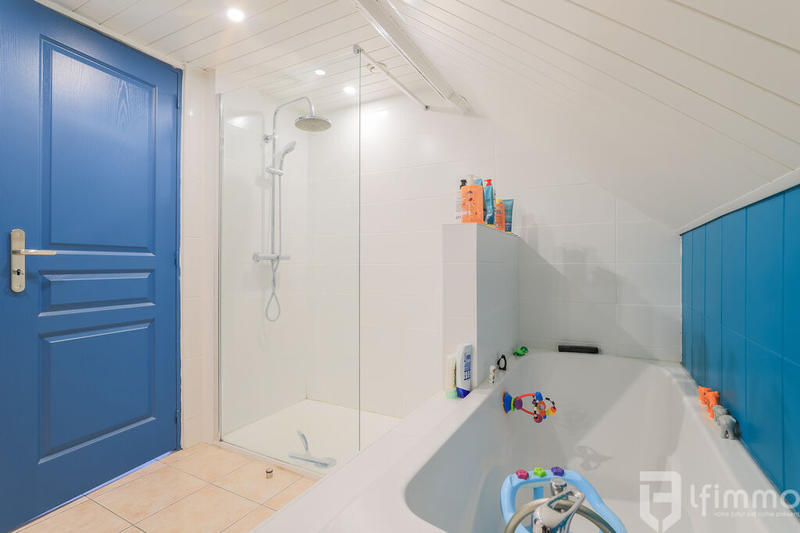 Ferme - 240 m² - 7 pièces