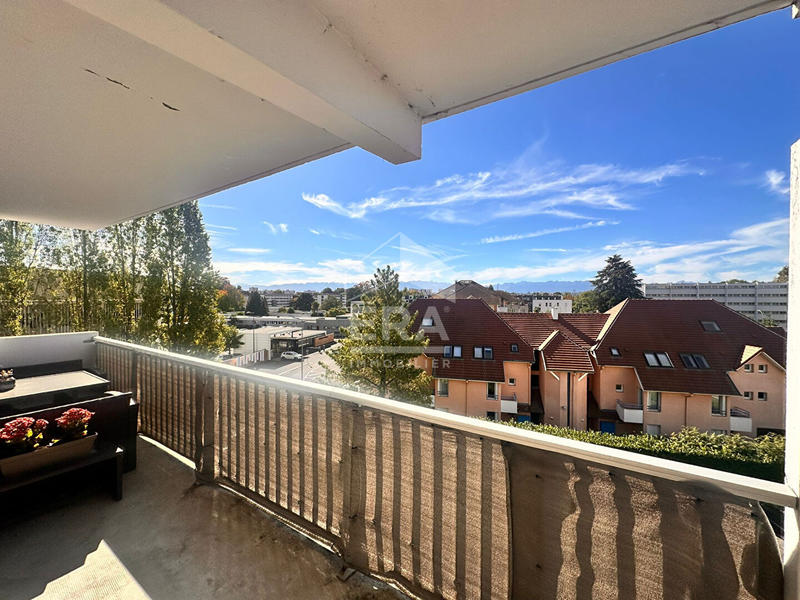 Appartement - 81 m² - 3 pièces