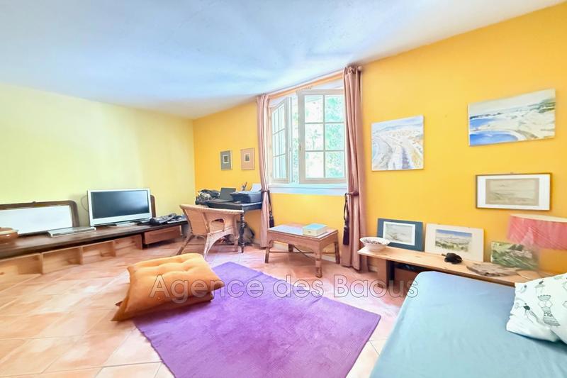 Propriété - 210 m² - 7 pièces