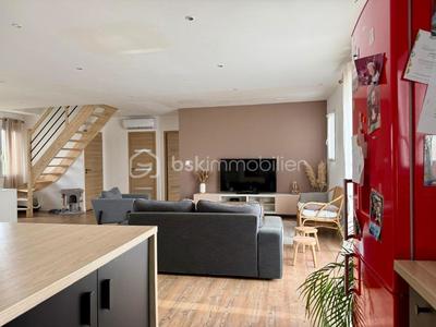 Maison traditionnelle - 119 m² - 6 pièces