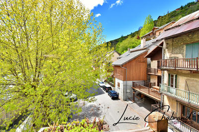 Maison - 77 m² - 5 pièces