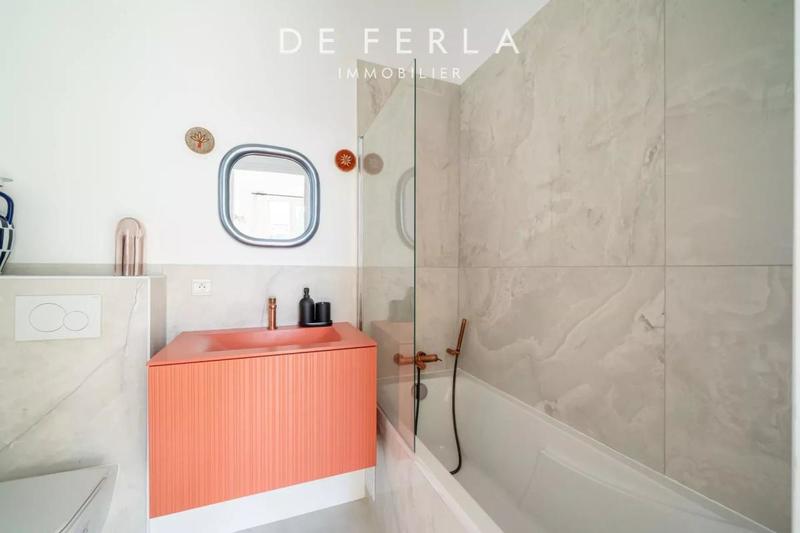 Appartement - 293 m² - 7 pièces