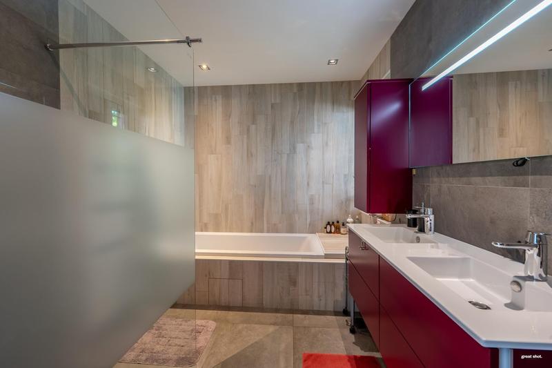 Villa - 283 m² - 7 pièces