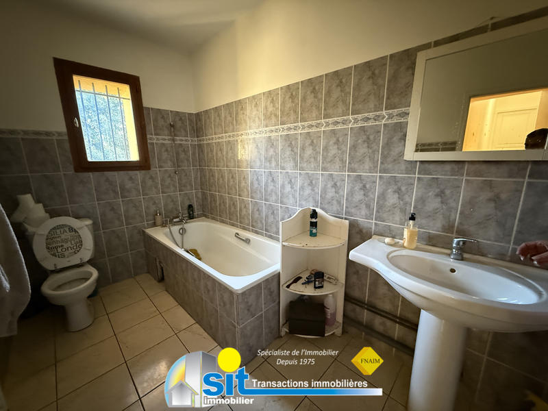 Appartement - 106 m² - 4 pièces