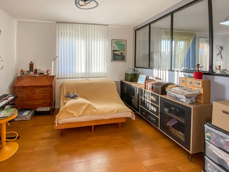 Appartement - 81 m² - 3 pièces