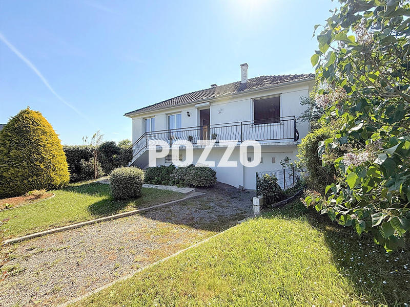 Maison - 95 m² - 5 pièces