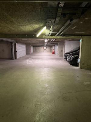 Parking - 12 m²