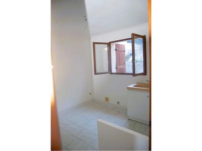 Maison traditionnelle - 80 m² - 3 pièces