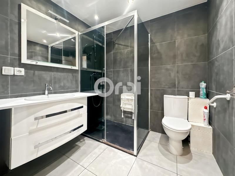 Appartement - 80 m² - 3 pièces