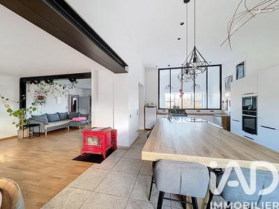 Maison - 283 m² - 8 pièces