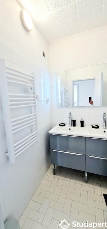 Chambre - 13 m² - 1 pièce