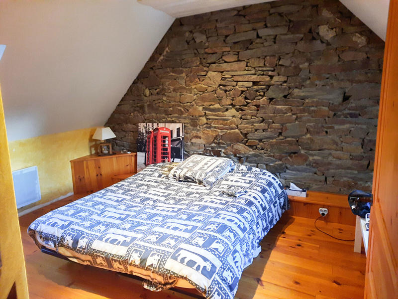 Maison - 260 m² - 8 pièces