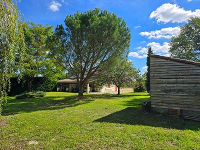 Maison - 142 m² - 6 pièces