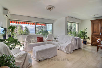 Appartement - 108 m² - 4 pièces