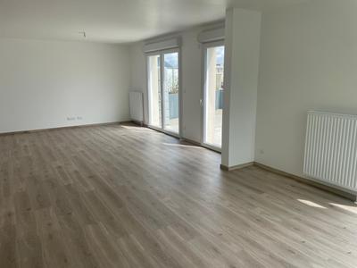 Appartement - 90 m² - 4 pièces