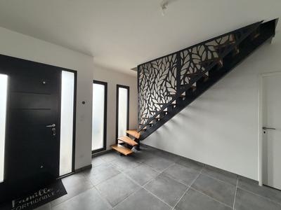 Maison contemporaine - 204 m² - 7 pièces