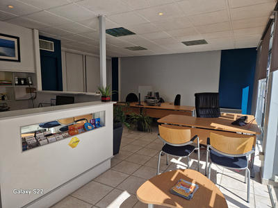 Local commercial - 59 m² - 2 pièces
