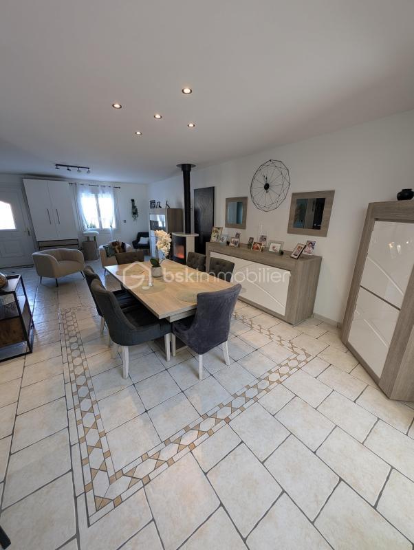 Pavillon - 150 m² - 6 pièces