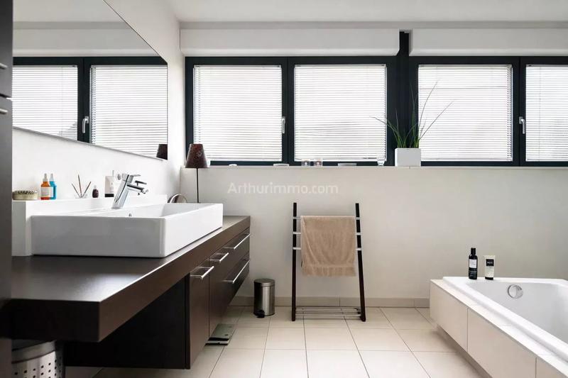 Maison - 170 m² - 6 pièces