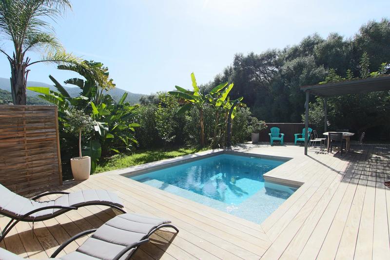 Maison - 104 m² - 4 pièces