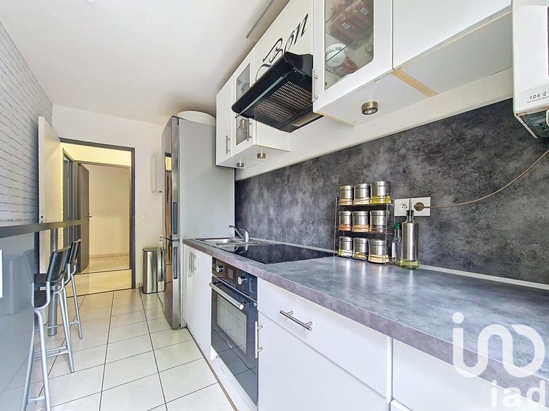 Appartement - 65 m² - 3 pièces