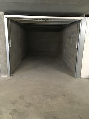 Garage - 12 m²